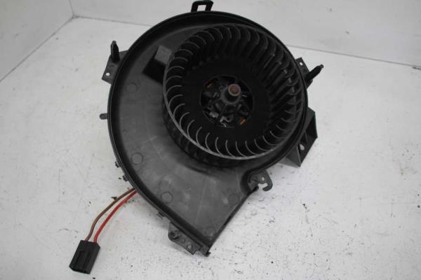 VENTILATEUR DE CHAUFFAGE OPEL CORSA C - Vue 1